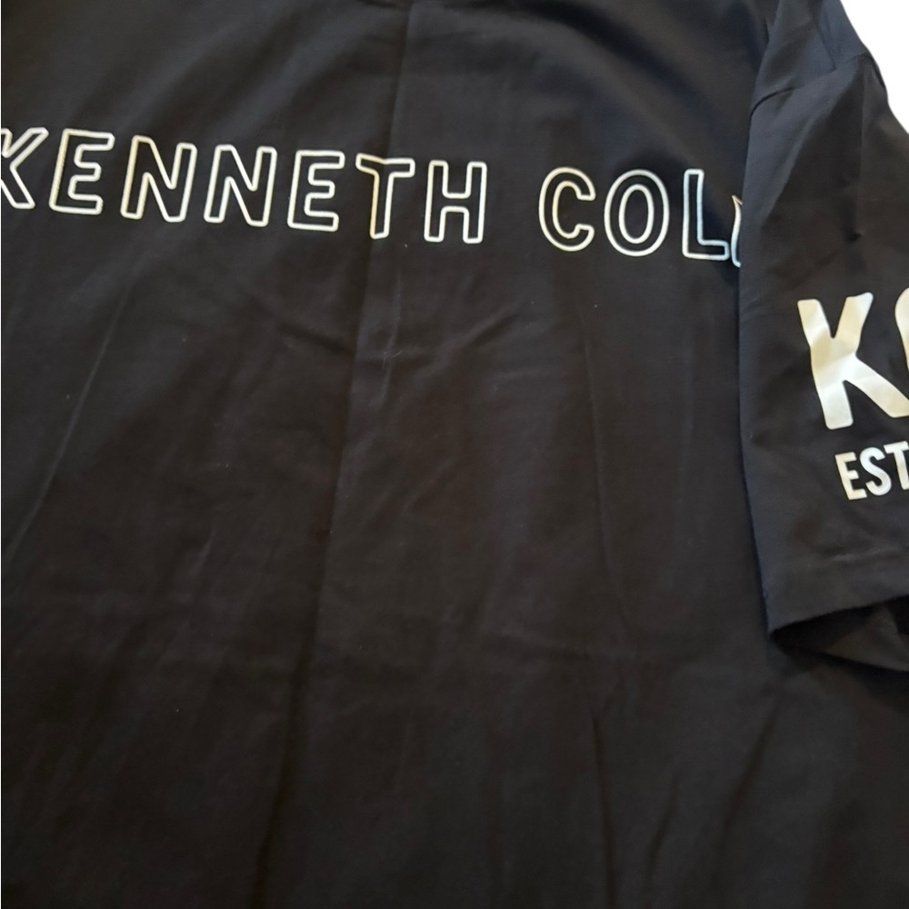 2X Kenneth Cole Black Graphic men’s tshirt